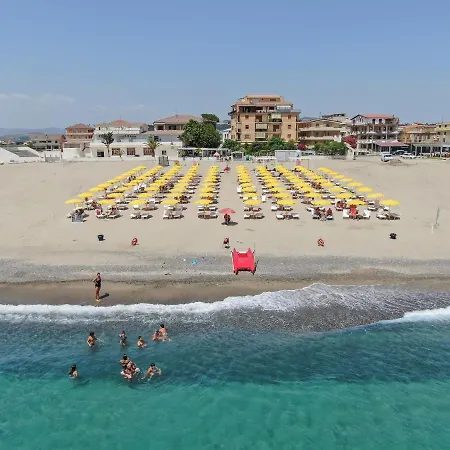 Bluriva Hotel Ciro Marina